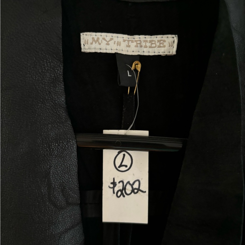 Black Leather Vest - My Tribe - Picture 3 of 5